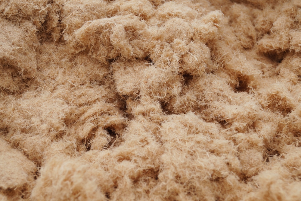 Natural,Blown,Wood,Fiber,Insulation,For,Heat,Insulation,And,Insulation